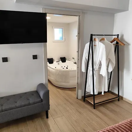 Apartamentos De La Haya & Suite Con Jacuzzi, Junto Al Teatro Romano Mérida Buitenkant foto