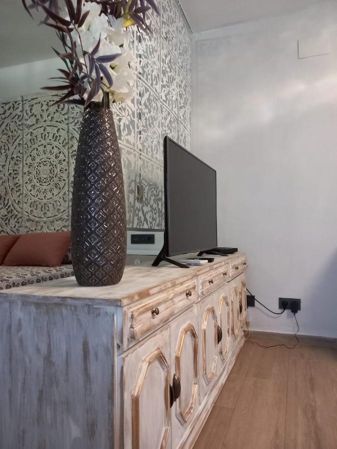 De La Haya & Con Jacuzzi, Junto Al Teatro Apartment *
